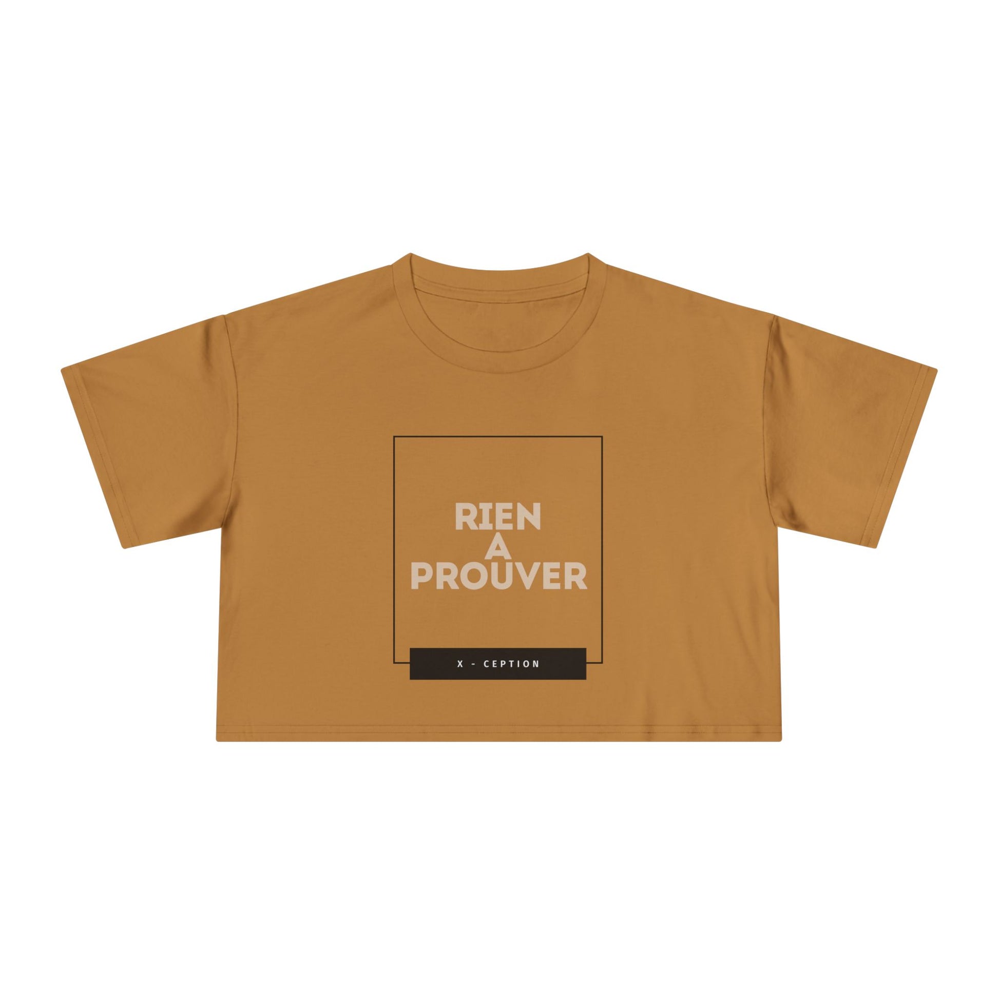 T-shirt court chic X-CEPTION pour femme, design tendance, mode quotidienne, tenue décontractée, style urbain, cadeau pour elle, essentiel pour l'été