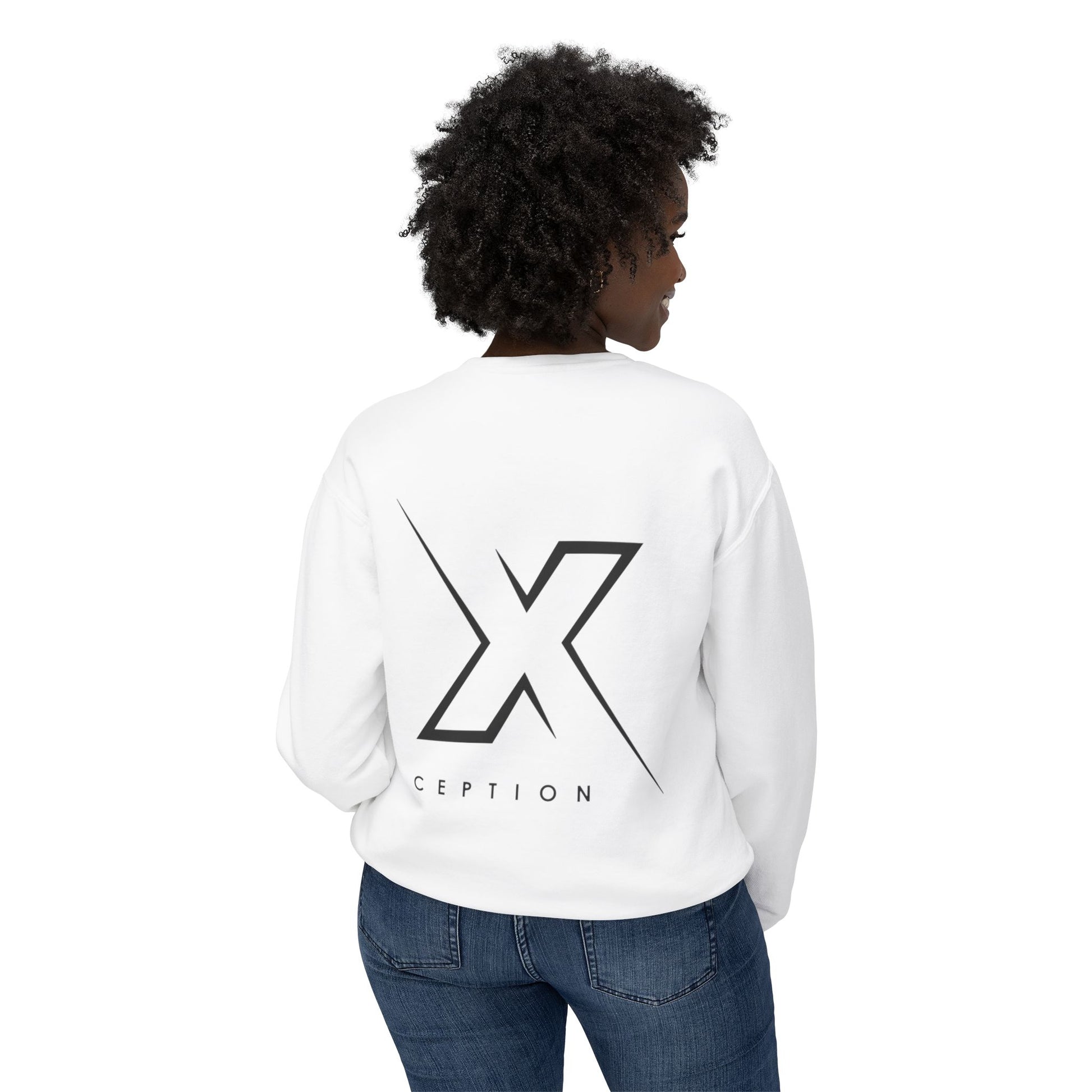 Sweat-shirt ras du cou léger unisexe X-CEPTION au design minimaliste, idéal au quotidien, idéal pour les temps frais et tendance.