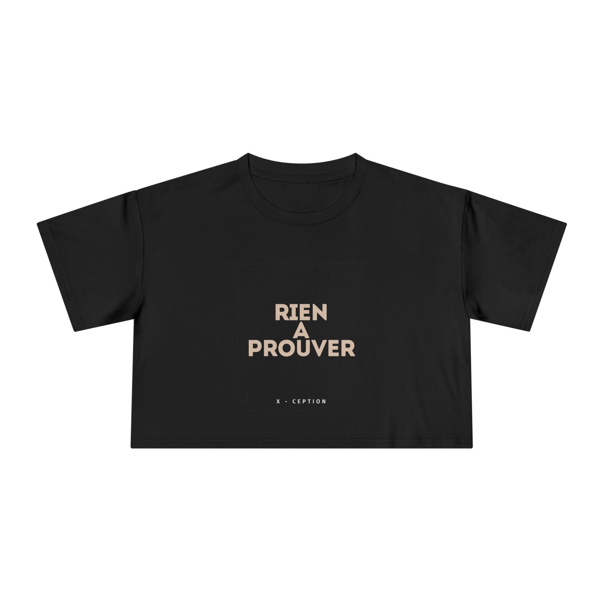 T-shirt court chic X-CEPTION pour femme, design tendance, mode quotidienne, tenue décontractée, style urbain, cadeau pour elle, essentiel pour l'été