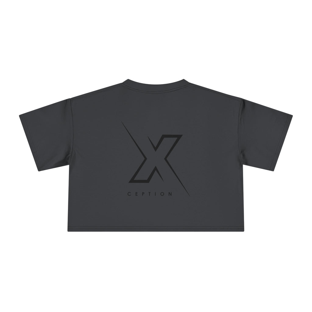 T-shirt court chic X-CEPTION pour femme, design tendance, mode quotidienne, tenue décontractée, style urbain, cadeau pour elle, essentiel pour l'été