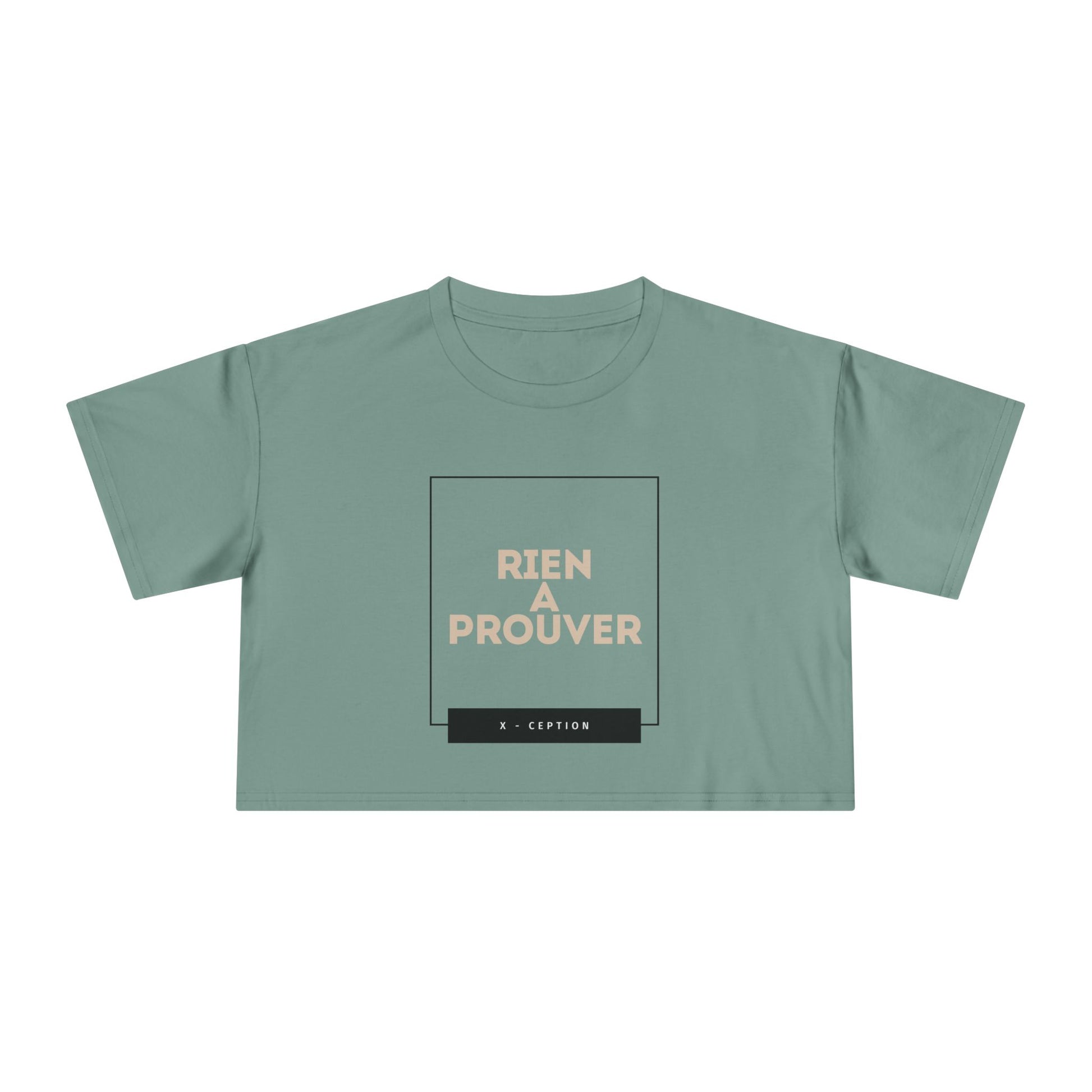 T-shirt court chic X-CEPTION pour femme, design tendance, mode quotidienne, tenue décontractée, style urbain, cadeau pour elle, essentiel pour l'été