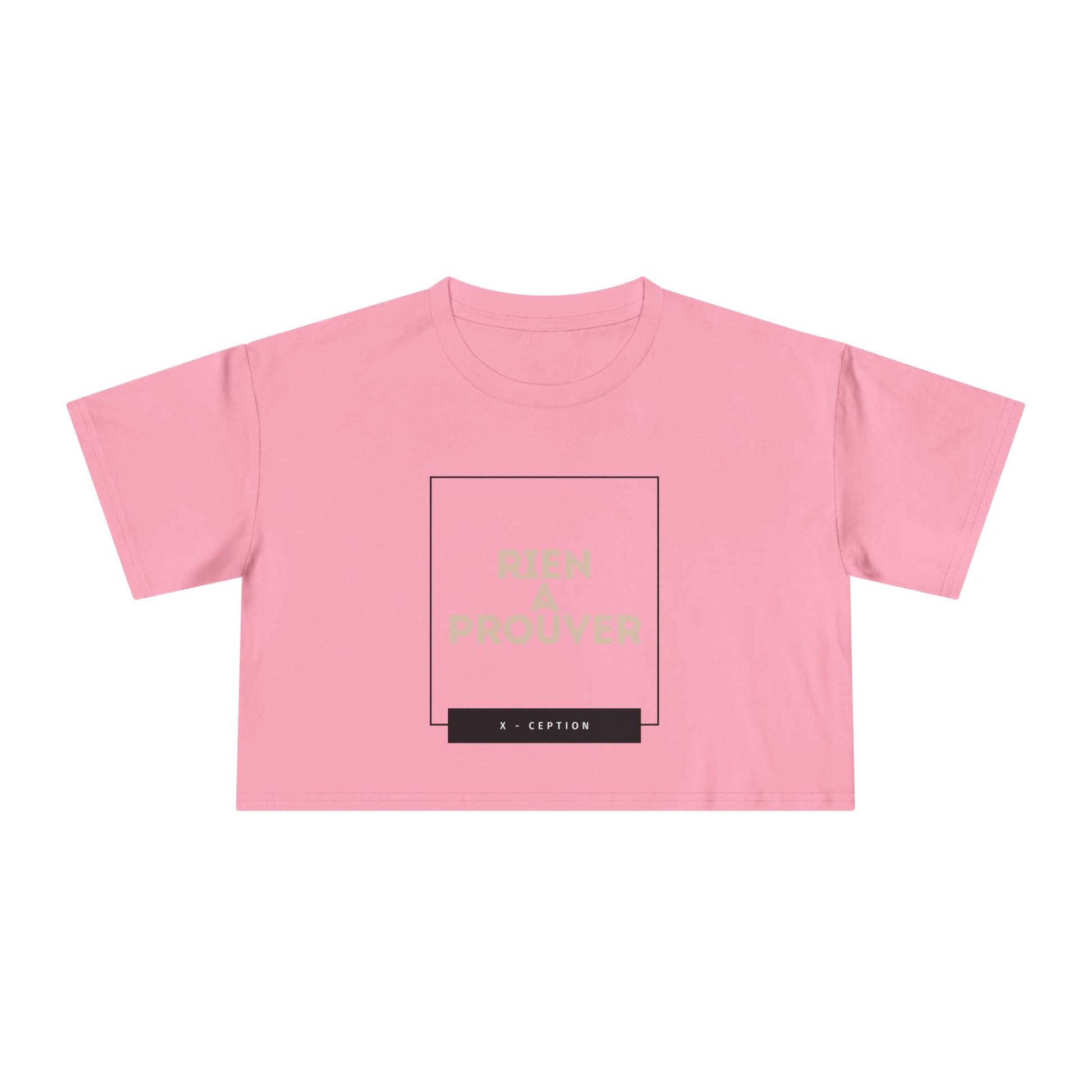 T-shirt court chic X-CEPTION pour femme, design tendance, mode quotidienne, tenue décontractée, style urbain, cadeau pour elle, essentiel pour l'été